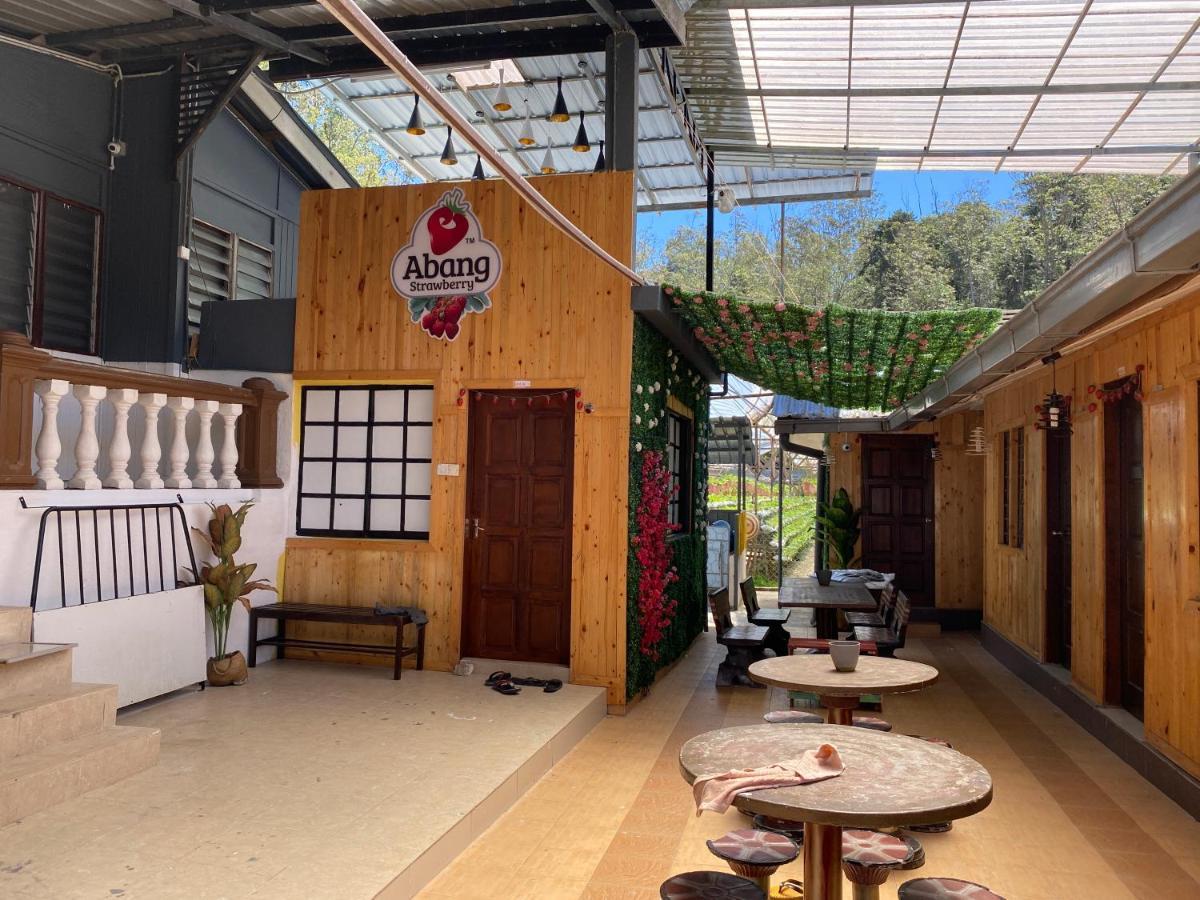 Aiza Homestay Opposite Abang Strawberry Taman Sedia تاناه راتا المظهر الخارجي الصورة