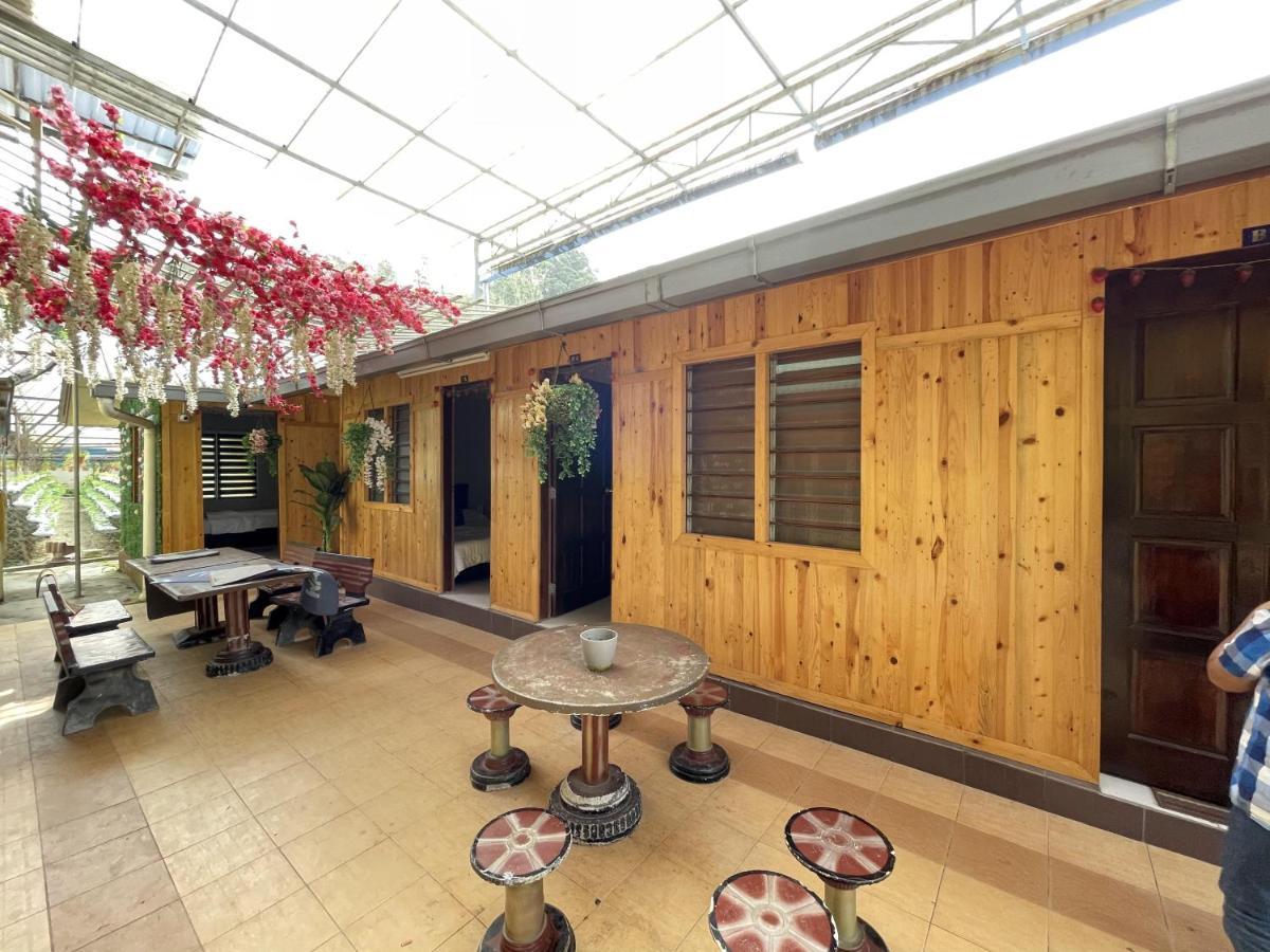 Aiza Homestay Opposite Abang Strawberry Taman Sedia تاناه راتا المظهر الخارجي الصورة